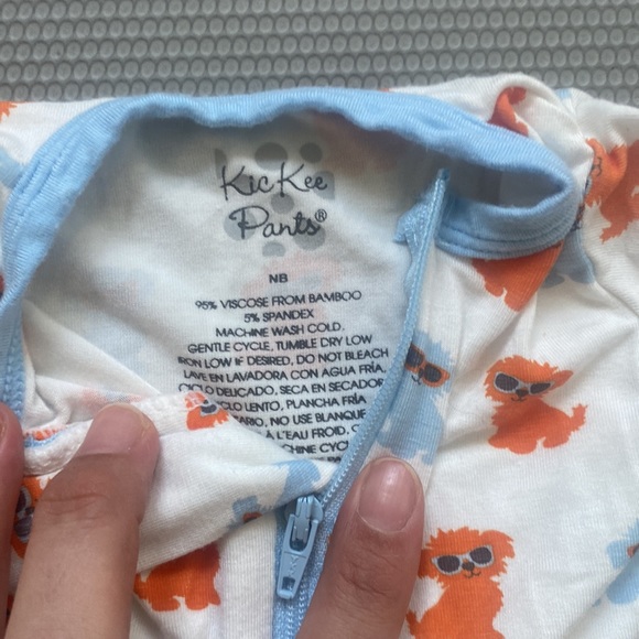 Kickee Pants Zip Up Puppy New Born Onezie NB - Picture 4 of 7